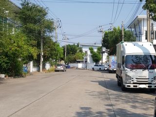 For sale warehouse in Phra Samut Chedi, Samut Prakan
