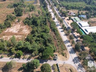 Terreno en venta en Hang Chat, Lampang