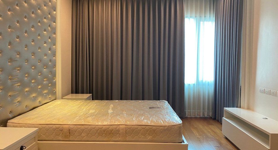 Wohnung zum Kauf mit 3 Zimmer in Khlong Toei, Bangkok