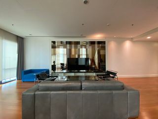 Condo en venta de 3 habitaciones en Khlong Toei, Bangkok