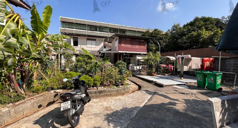 For sale 11 Beds house in Bang Sue, Bangkok