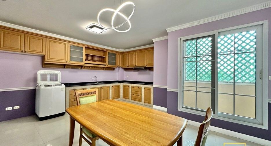 Apartamento en alquiler de 2 habitaciones en Watthana, Bangkok