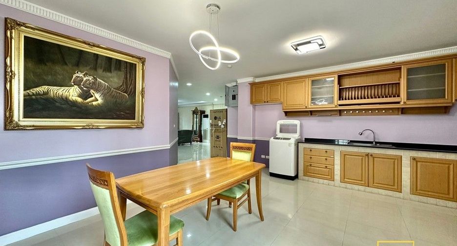 Apartamento en alquiler de 2 habitaciones en Watthana, Bangkok