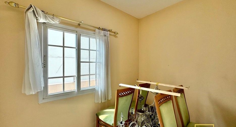 Apartamento en alquiler de 2 habitaciones en Watthana, Bangkok