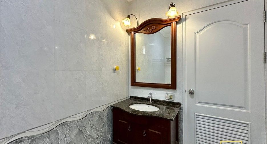 Apartamento en alquiler de 2 habitaciones en Watthana, Bangkok