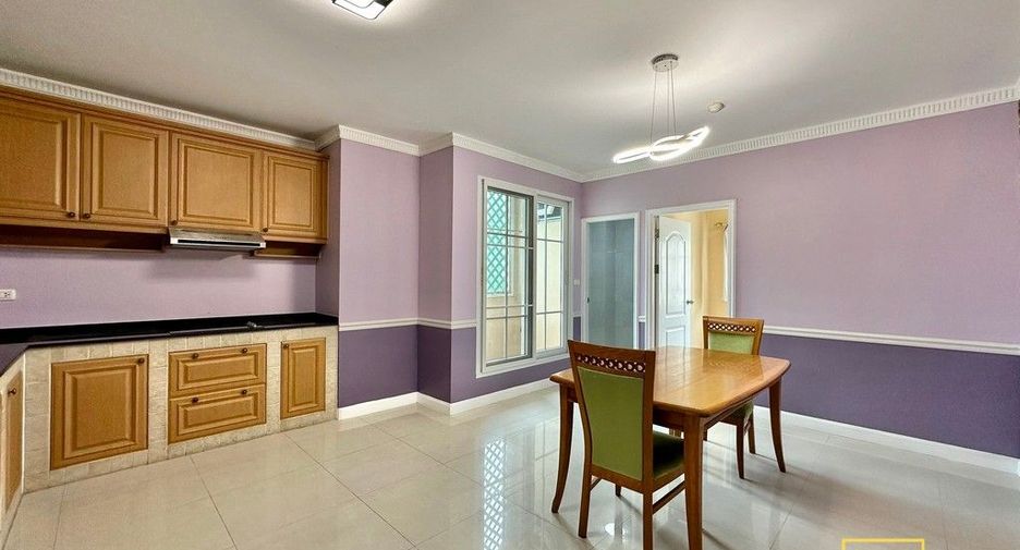 Apartamento en alquiler de 2 habitaciones en Watthana, Bangkok