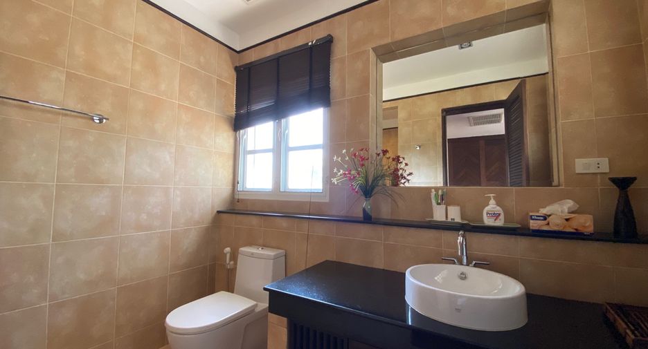 For sale 4 bedrooms house in Mae Wang, Chiang Mai