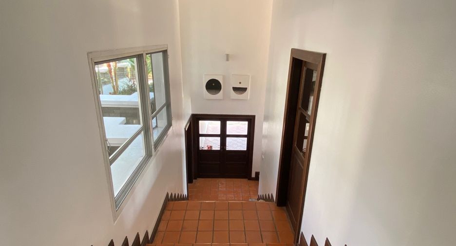 For sale 4 bedrooms house in Mae Wang, Chiang Mai