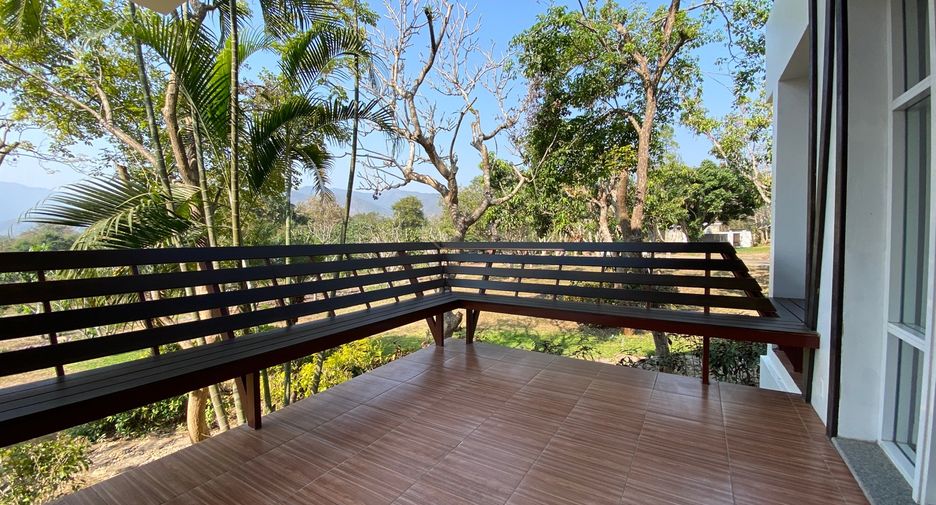For sale 4 bedrooms house in Mae Wang, Chiang Mai