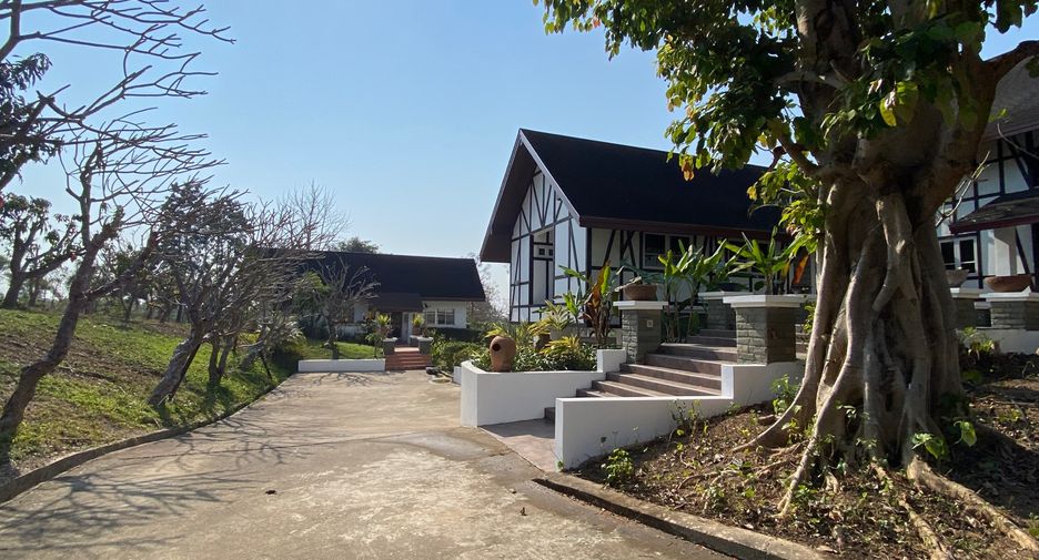 For sale 4 bedrooms house in Mae Wang, Chiang Mai