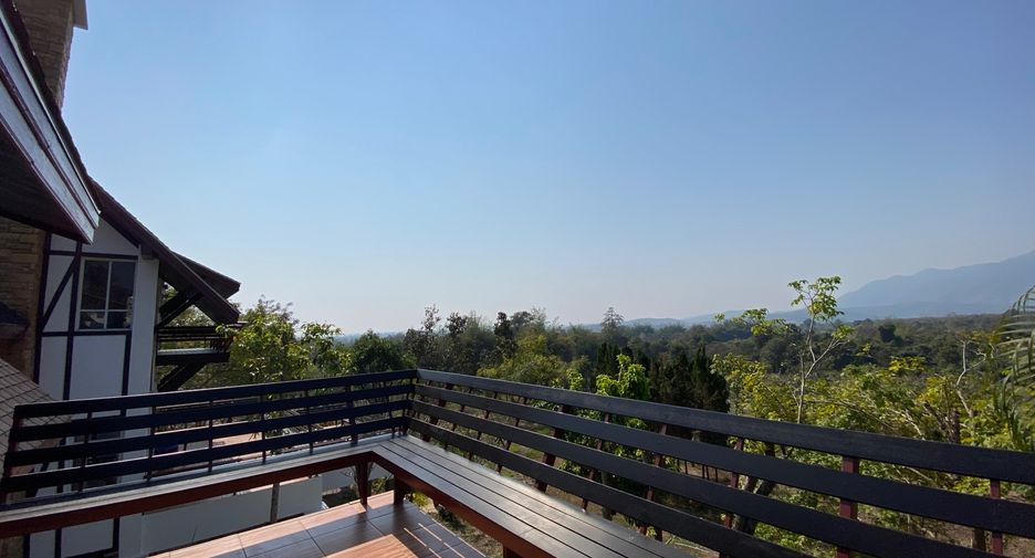 For sale 4 bedrooms house in Mae Wang, Chiang Mai
