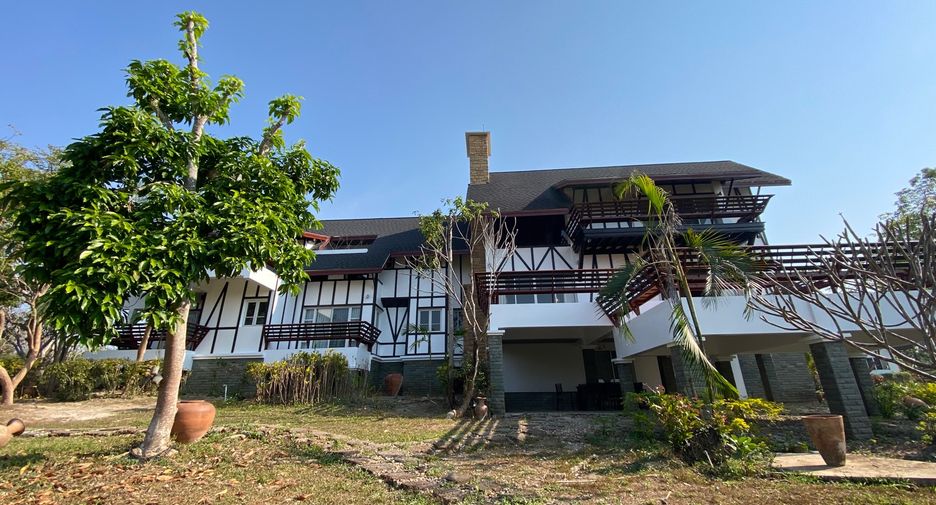 For sale 4 bedrooms house in Mae Wang, Chiang Mai