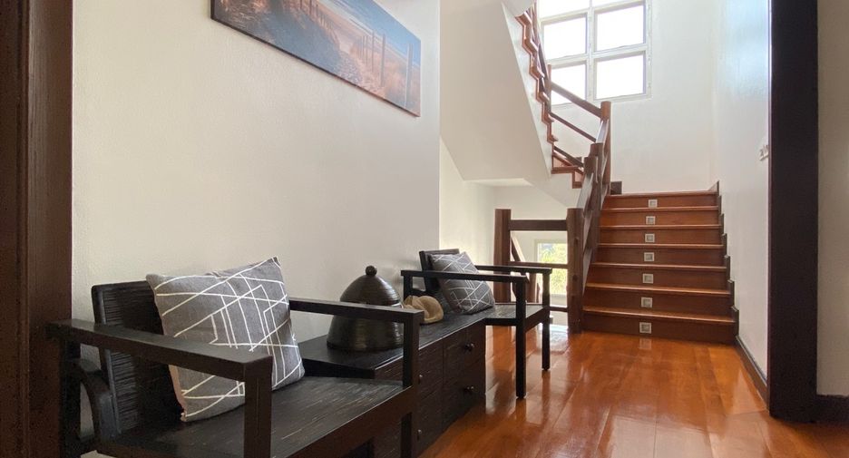 For sale 4 bedrooms house in Mae Wang, Chiang Mai