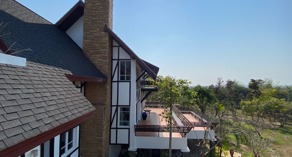 For sale 4 bedrooms house in Mae Wang, Chiang Mai
