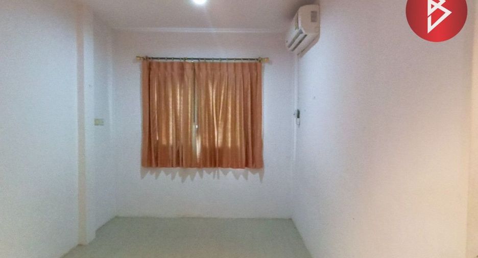 For sale 3 Beds townhouse in Mueang Nakhon Si Thammarat, Nakhon Si Thammarat