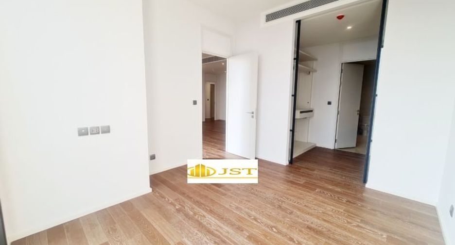 Condo en alquiler y en venta de 3 habitaciones en Pathum Wan, Bangkok
