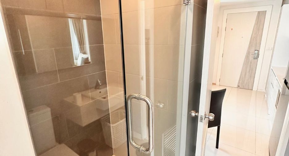 Condo en alquiler de 1 habitaciones en Jomtien, Pattaya