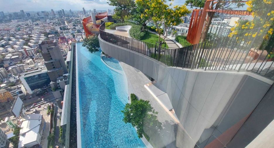 For rent 1 bed condo in Huai Khwang, Bangkok