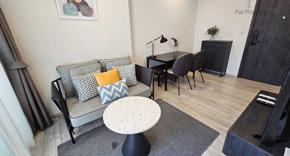 For rent 1 bed condo in Huai Khwang, Bangkok