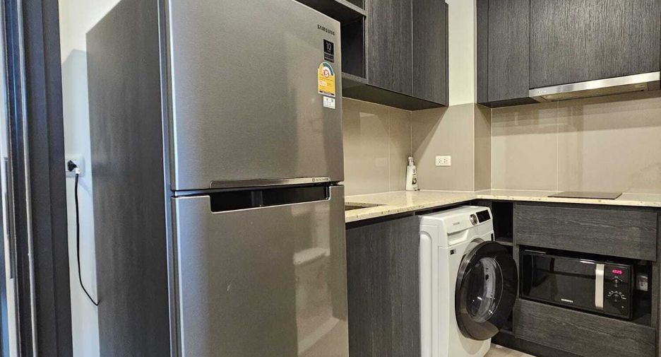 For rent 1 bed condo in Huai Khwang, Bangkok