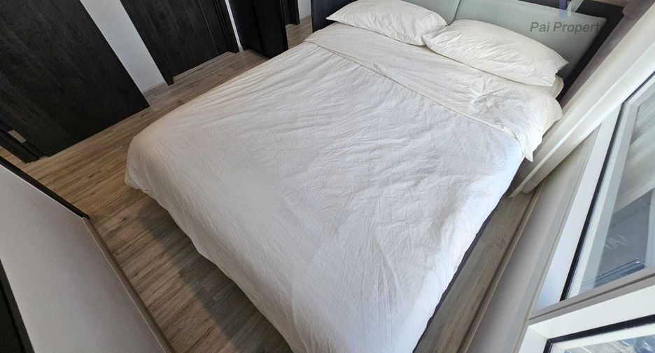 For rent 1 bed condo in Huai Khwang, Bangkok
