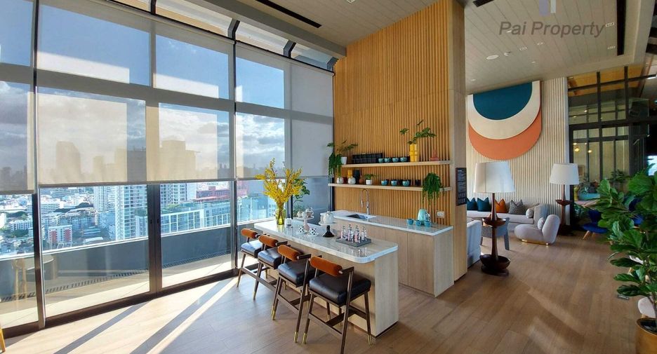 For rent 1 bed condo in Huai Khwang, Bangkok