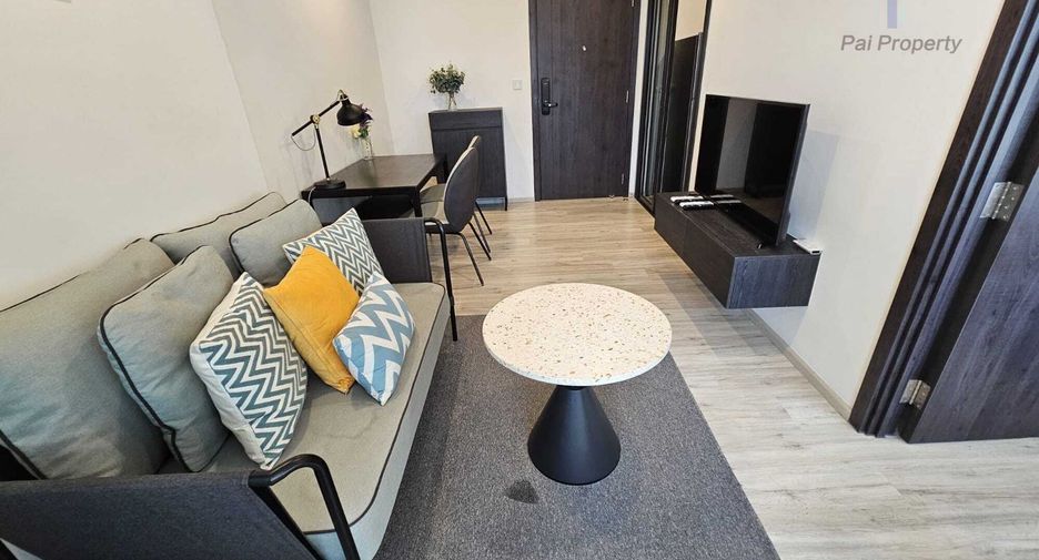 For rent 1 bed condo in Huai Khwang, Bangkok
