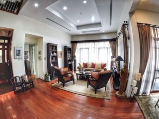 For rent 4 bedrooms house in Khlong Toei, Bangkok