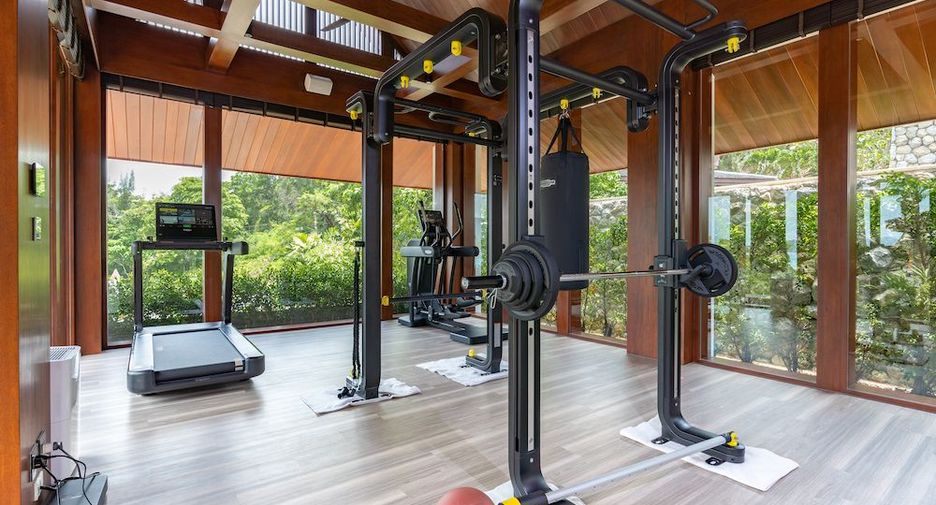 For rent 4 bedrooms villa in Kathu, Phuket