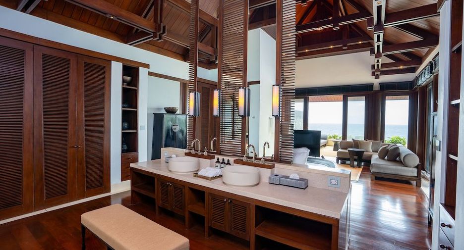 For rent 4 bedrooms villa in Kathu, Phuket
