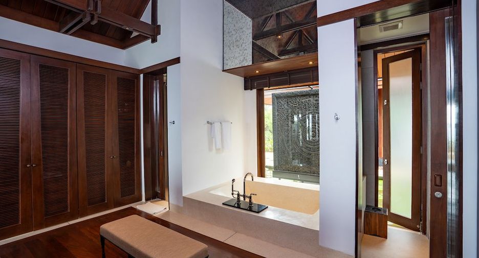 For rent 4 bedrooms villa in Kathu, Phuket