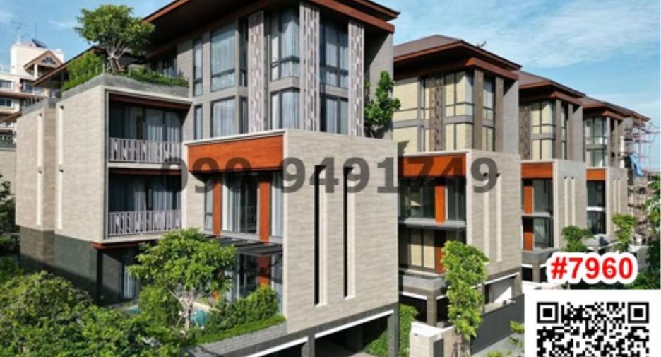 For rent 5 bedrooms house in Yan Nawa, Bangkok