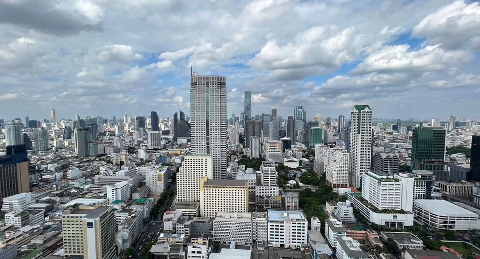 Condo en venta de 3 habitaciones en Bang Rak, Bangkok