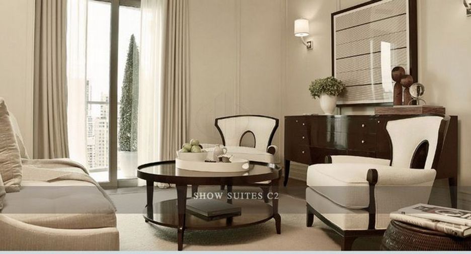 For rent 3 bedrooms condo in Pathum Wan, Bangkok