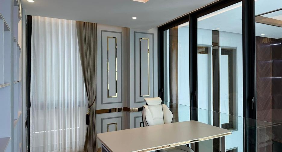 Haus zur Miete mit 5 Zimmer in Yan Nawa, Bangkok