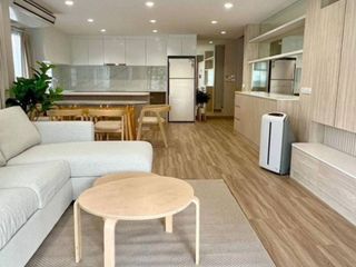 Casa en alquiler de 4 habitaciones en Sathon, Bangkok