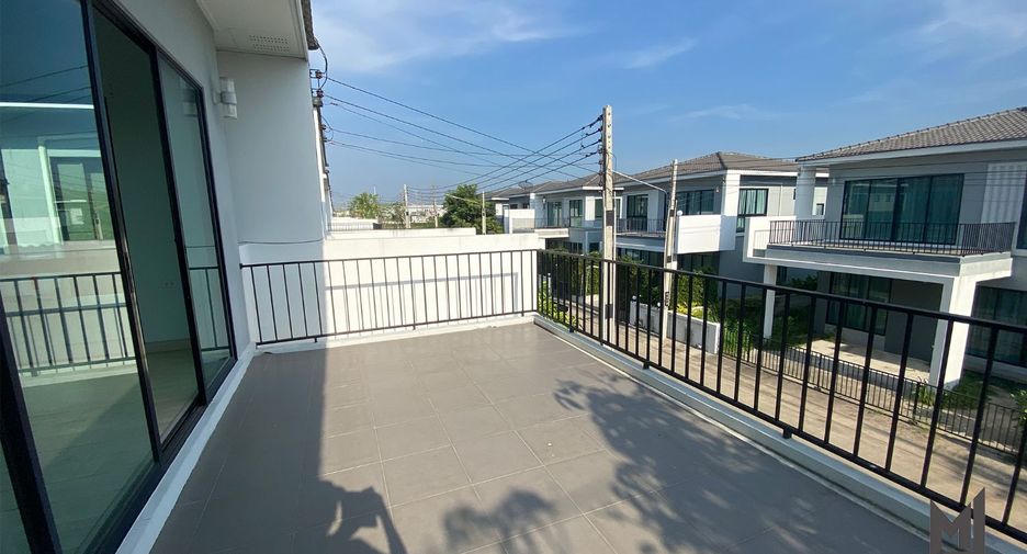 For sale 4 Beds house in Bang Pakong, Chachoengsao