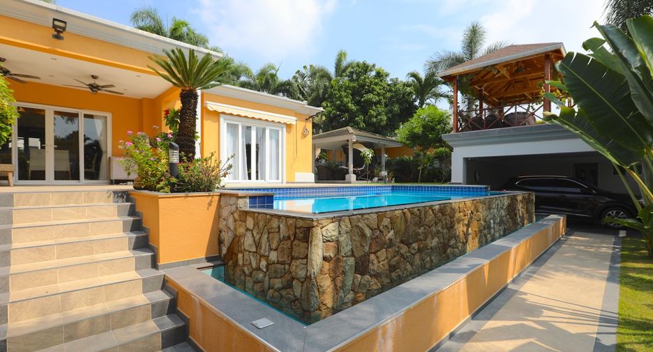 For sale 3 bed house in Bang Lamung, Chonburi