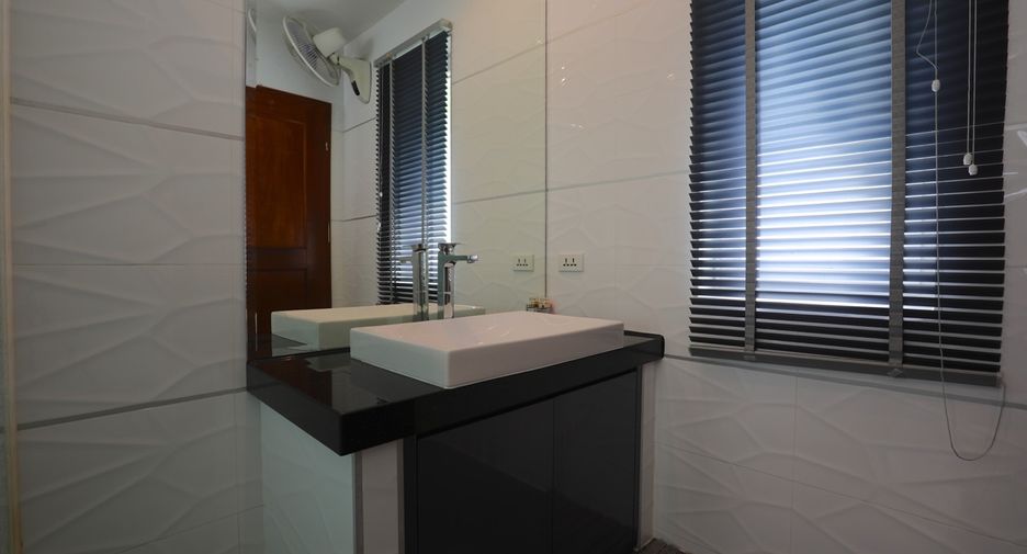 For sale 3 bed house in Bang Lamung, Chonburi