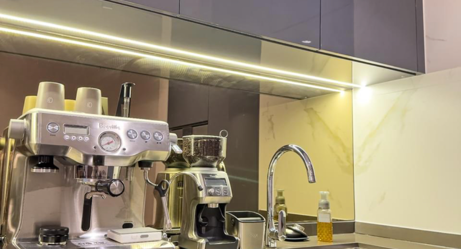 Condo en venta de 4 habitaciones en Khlong Toei, Bangkok