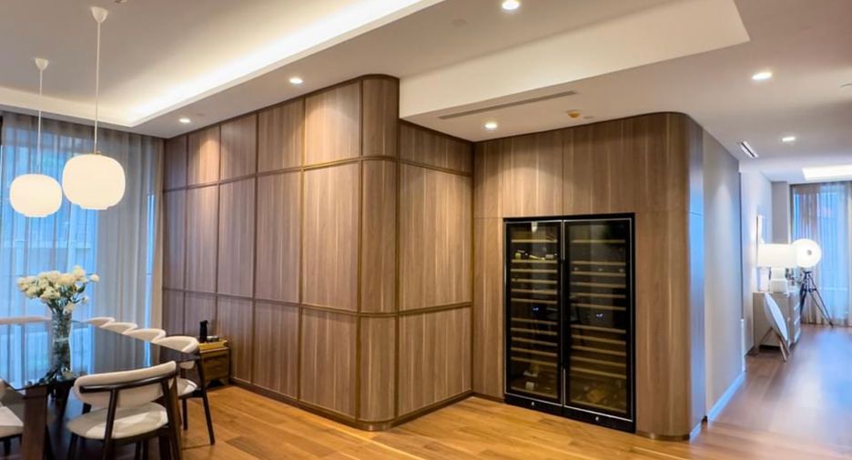 Condo en venta de 4 habitaciones en Khlong Toei, Bangkok