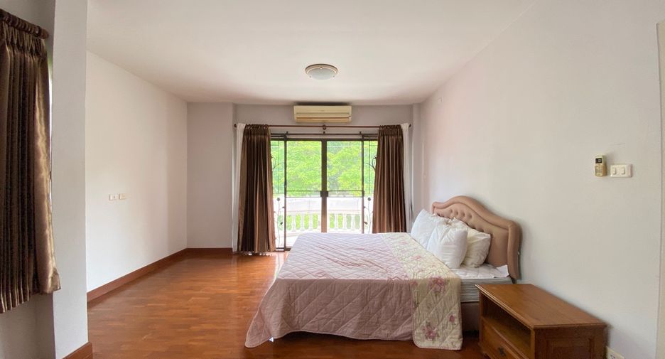 For rent and for sale 3 bedrooms house in San Kamphaeng, Chiang Mai