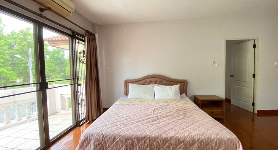 For rent and for sale 3 bedrooms house in San Kamphaeng, Chiang Mai