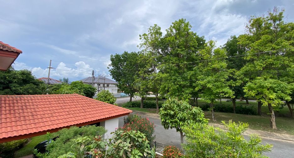 For rent and for sale 3 bedrooms house in San Kamphaeng, Chiang Mai