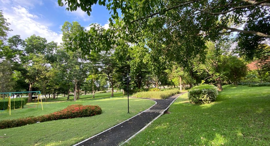 For rent and for sale 3 bedrooms house in San Kamphaeng, Chiang Mai