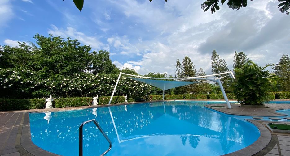 For rent and for sale 3 bedrooms house in San Kamphaeng, Chiang Mai