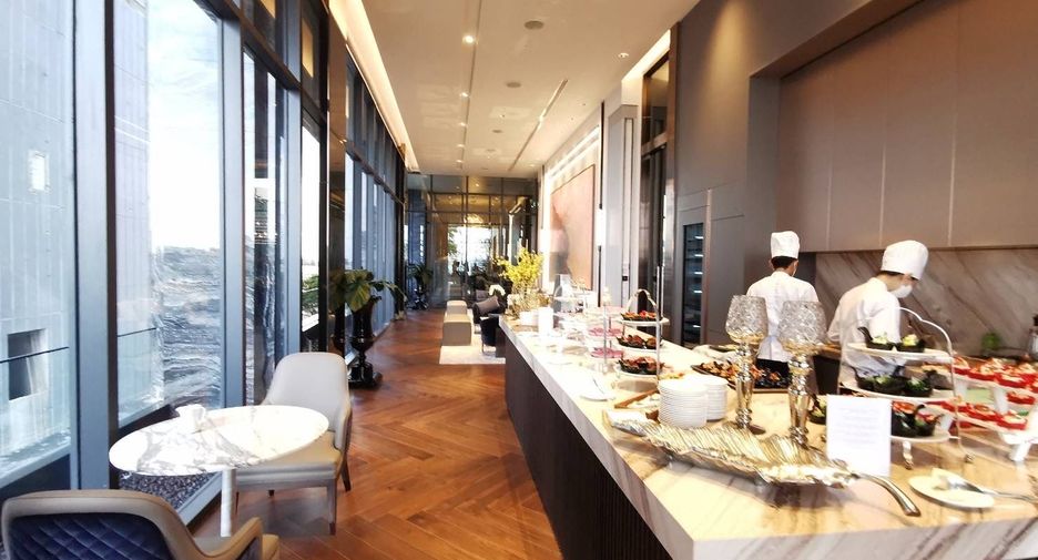 Продажа 1 кровать кондо в Кхлонг Тоеи, Бангкок