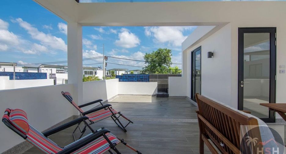 Casa adosada en venta de 4 habitaciones en Thalang, Phuket