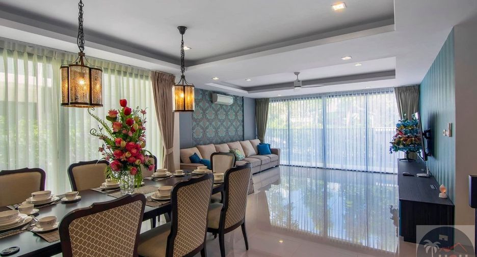 Casa adosada en venta de 4 habitaciones en Thalang, Phuket
