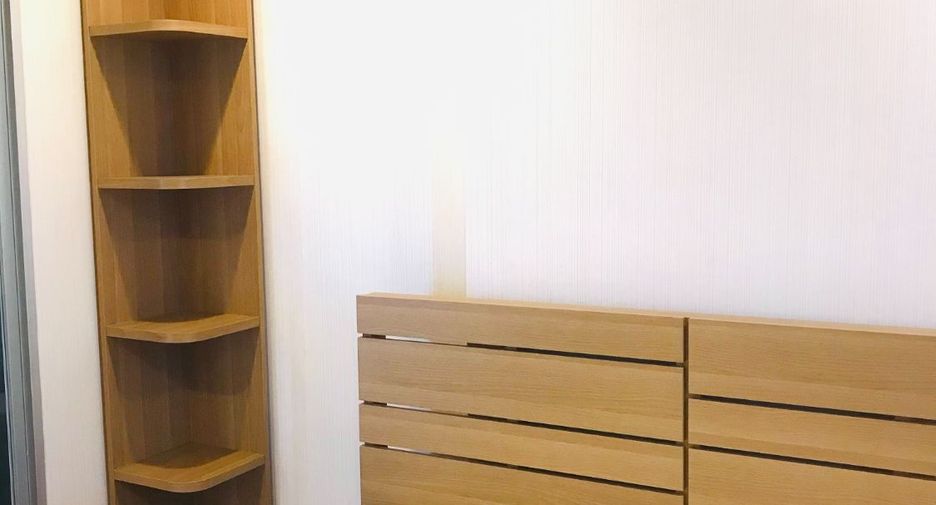 For sale 1 bed condo in Phra Khanong, Bangkok